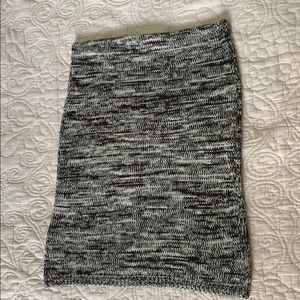 New Adam Levine skirt